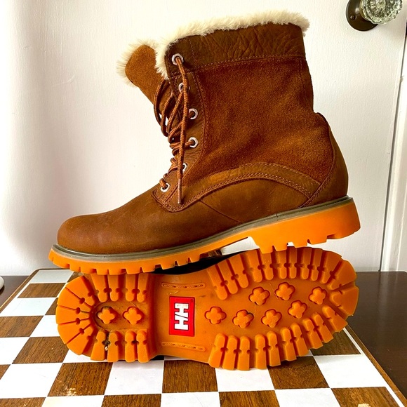 W9.5 Helly Hansen BNWOT leather boots - Picture 3 of 14